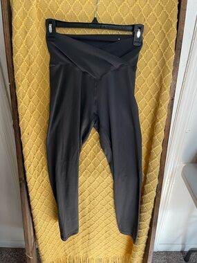 aerie Black High-Waist Crossover Leggings